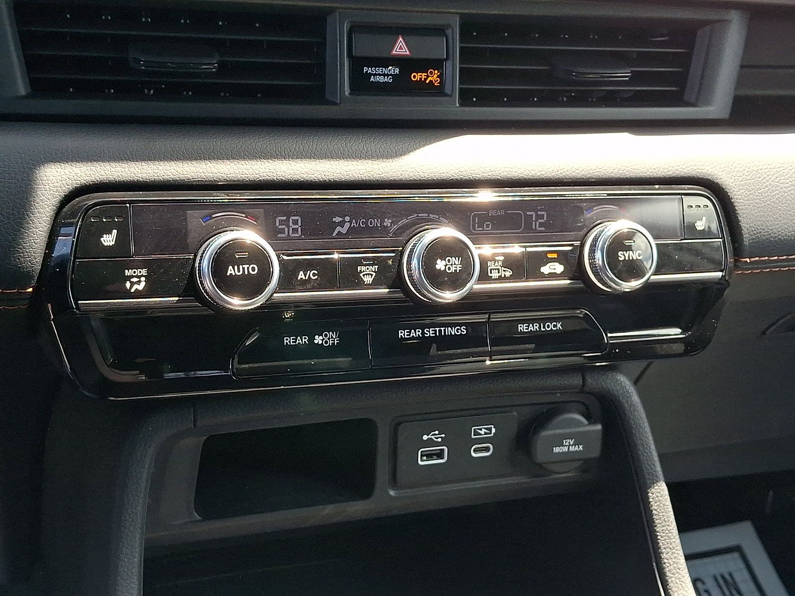 Used 2023 Honda Pilot TrailSport image 16