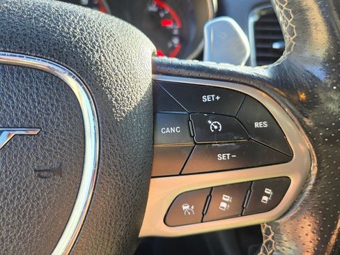 Used 2020 Dodge Durango SRT w/ Technology Group AWD/4WD image 18