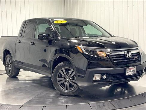 Used 2019 Honda Ridgeline Sport image 3