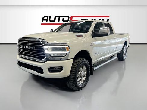 Used 2024 RAM 3500 Laramie image 3