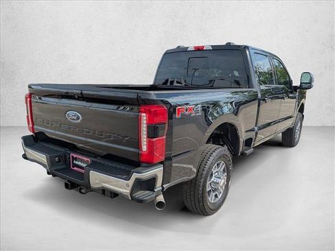 New 2026 Ford F250 Lariat w/ Lariat Ultimate Package image 4