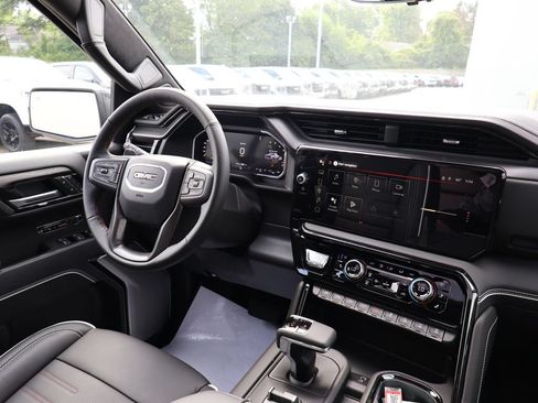 New 2026 GMC Sierra 1500 AT4X w/ AT4X AEV Edition AWD/4WD image 32