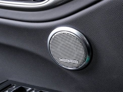 New 2025 Alfa Romeo Giulia image 5