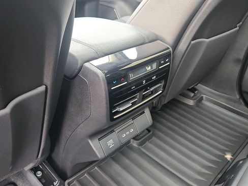 Certified 2025 Acura MDX SH-AWD image 12