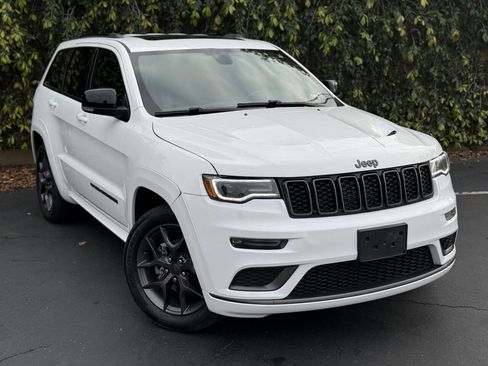 Used 2020 Jeep Grand Cherokee Limited X image 2