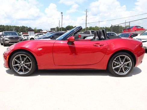Used 2017 MAZDA MX-5 Miata Grand Touring RWD image 3