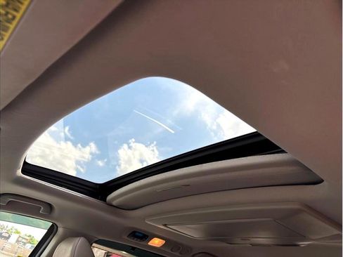 Used 2013 Honda Odyssey Touring image 23