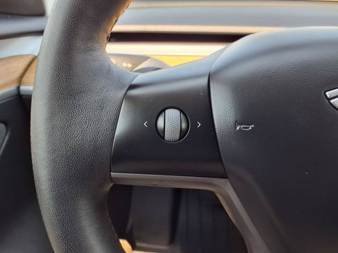 Used 2023 Tesla Model 3 Standard Range RWD image 14