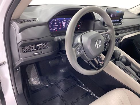 Used 2024 Honda Accord EX image 16