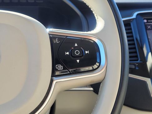 Used 2023 Volvo XC90 B6 Plus w/ Protection Package Premier image 20