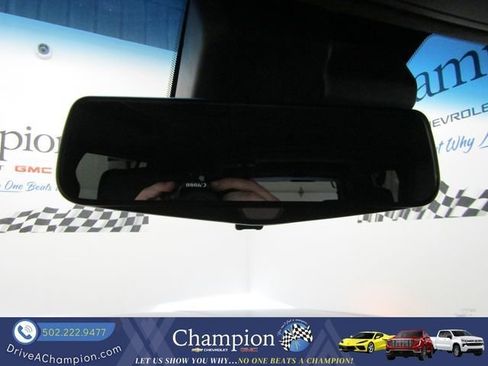 Used 2018 Cadillac Escalade ESV Platinum image 46