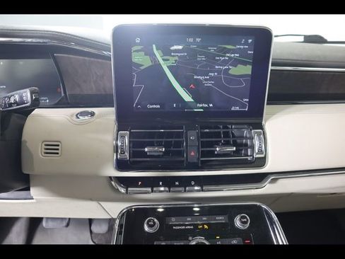 Used 2020 Lincoln Navigator Reserve w/ Luxury Package AWD/4WD image 23