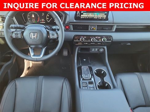 New 2025 Honda Pilot Touring image 16