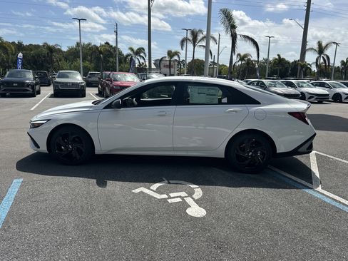 New 2026 Hyundai Elantra Sport FWD image 10
