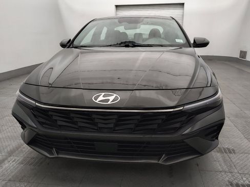 Used 2024 Hyundai Elantra SEL w/ Convenience Package FWD image 15