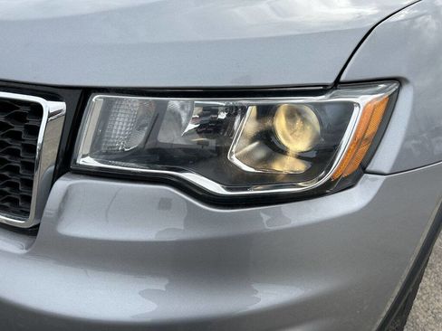 Used 2021 Jeep Grand Cherokee Limited image 53