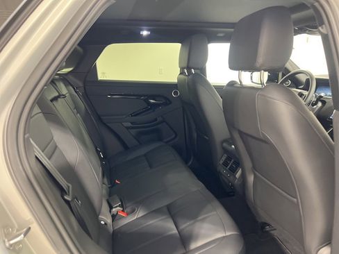 Used 2025 Land Rover Range Rover Evoque S image 27