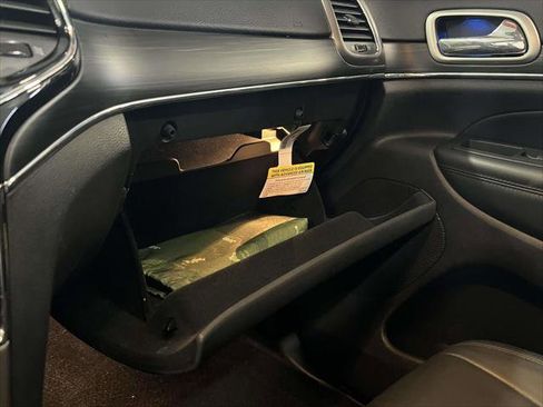 Used 2020 Jeep Grand Cherokee Limited image 35