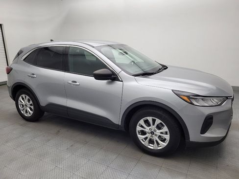 Used 2023 Ford Escape Active w/ Tech Pack #1 FWD image 11