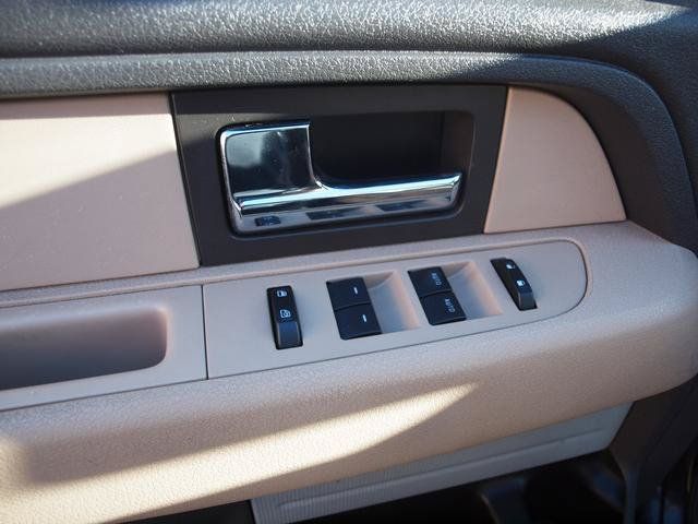 Used 2013 Ford F150 XLT w/ XLT Chrome Pkg AWD/4WD image 8