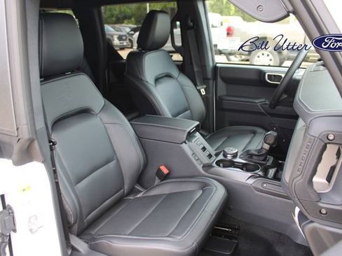 New 2026 Ford Bronco Outer Banks AWD/4WD image 7