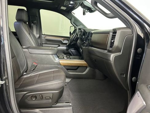 Used 2024 Chevrolet Silverado 2500 High Country w/ High Country Premium Package image 29