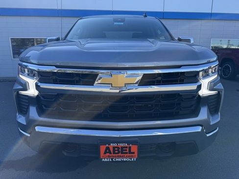 Used 2025 Chevrolet Silverado 1500 LT image 2
