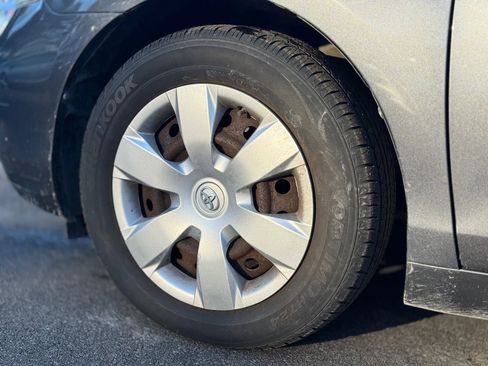 Used 2009 Toyota Camry LE image 9