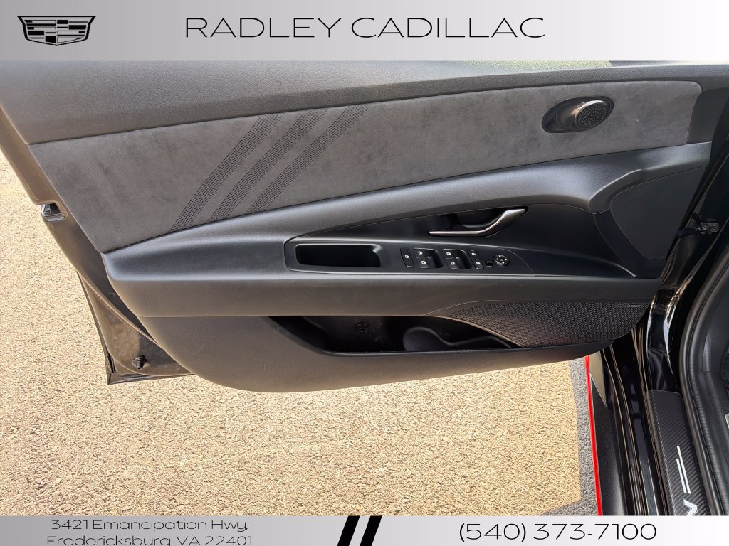 Used 2023 Hyundai Elantra N FWD image 4