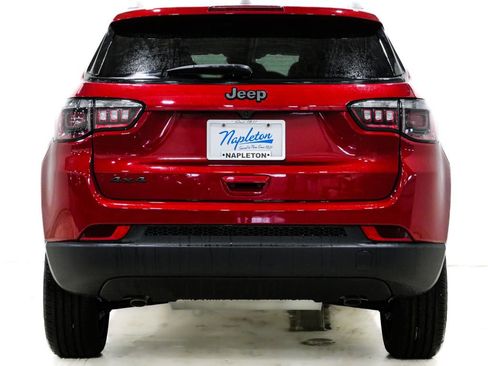 New 2026 Jeep Compass Latitude image 7