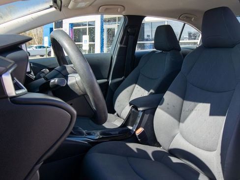 Used 2021 Toyota Corolla LE image 8