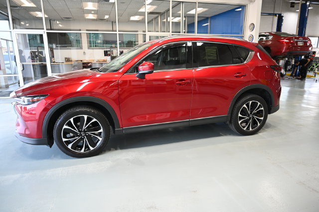 Used 2023 MAZDA CX-5 AWD 2.5 S w/ Premium Plus Pkg image 7