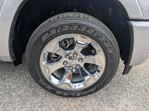 Used 2025 RAM 1500 Big Horn AWD/4WD image 9