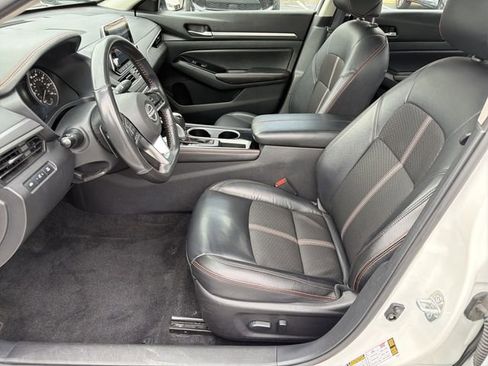 Certified 2024 Nissan Altima 2.5 SR FWD image 17