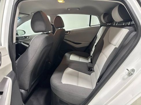 Used 2020 Hyundai Ioniq Blue FWD image 16