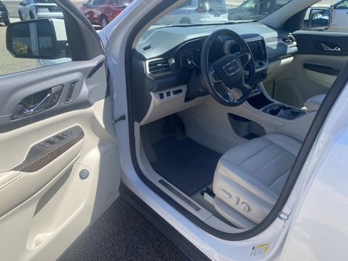 Used 2021 GMC Acadia Denali w/ Denali Ultimate Package image 9