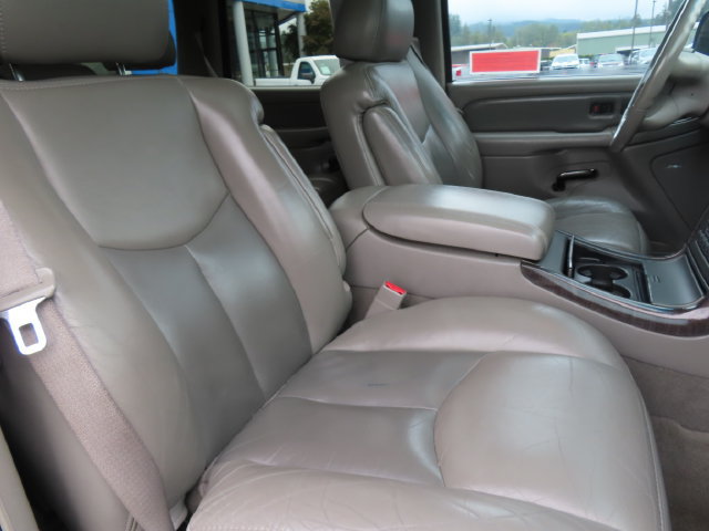 Used 2004 GMC Yukon Denali AWD/4WD image 36
