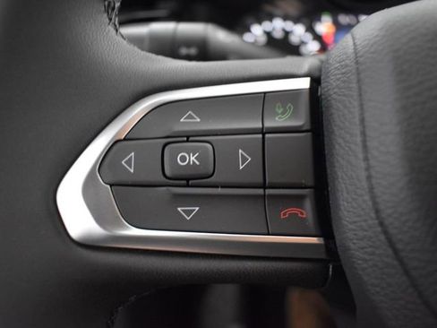New 2026 Jeep Compass Latitude AWD/4WD image 17