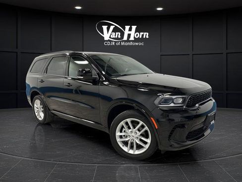 Used 2025 Dodge Durango GT image 1