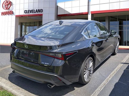 Used 2023 Lexus IS 300 AWD w/ Premium Package image 5