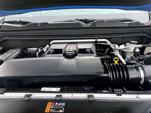 Used 2025 Chevrolet Colorado Trail Boss AWD/4WD image 30