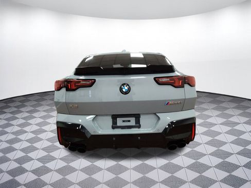 Used 2025 BMW X2 M35i w/ Premium Package image 9