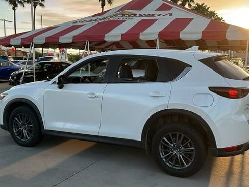 Used 2020 MAZDA CX-5 Touring FWD image 4