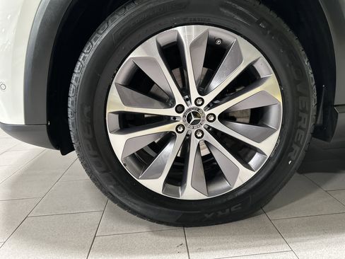 Used 2022 Mercedes-Benz GLE 350 4MATIC image 11