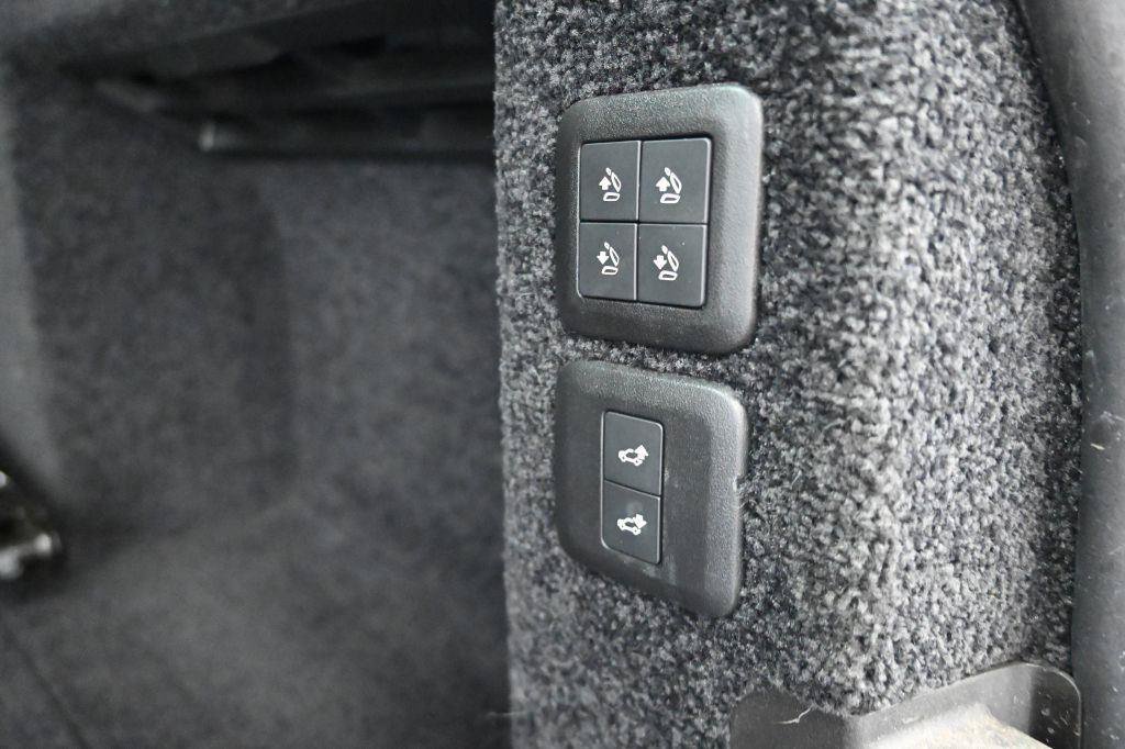 Used 2021 Land Rover Range Rover Westminster Edition AWD/4WD image 16