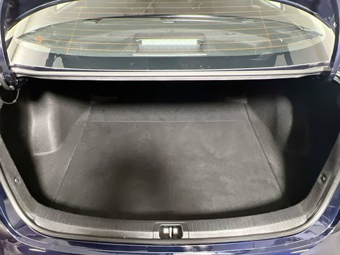 Used 2025 Toyota Corolla LE FWD image 21
