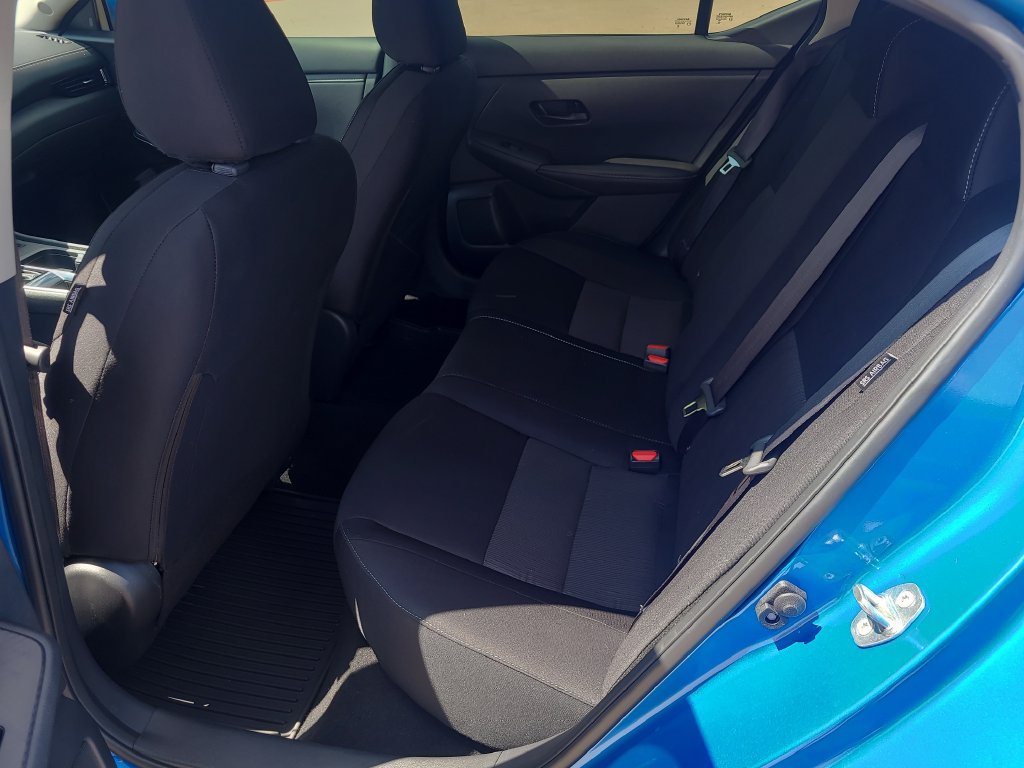 Certified 2025 Nissan Sentra SV w/ All-Weather Package FWD image 7