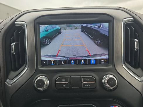 Used 2023 GMC Sierra 3500 Denali AWD/4WD image 26