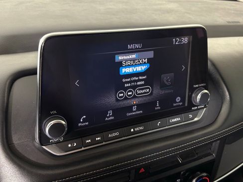 Used 2024 Nissan Rogue S image 24