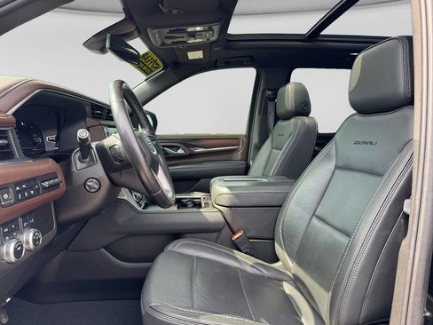 Used 2022 GMC Yukon XL Denali AWD/4WD image 20